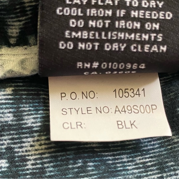 NWT Akademiks Black soft washed corduroy button down shirt with front pocket. - Picture 11 of 13